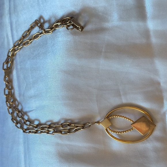 Jewelry - Vintage necklace